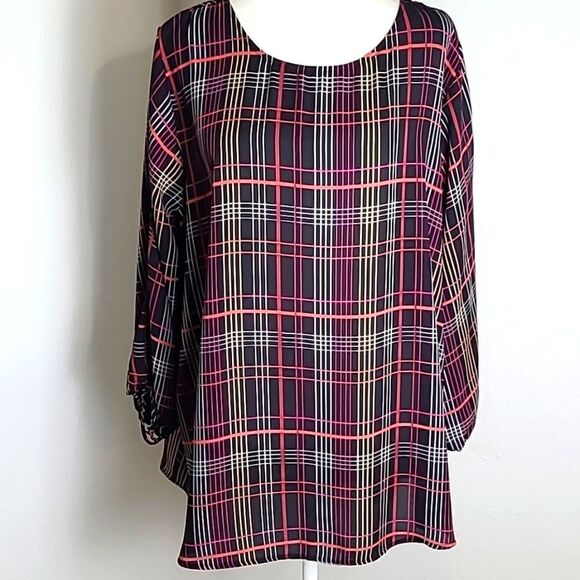 Cato Black Blouse with Red & White Lines & Cut-outs on the Sleeves,  Size 18/20W - Picture 2 of 9